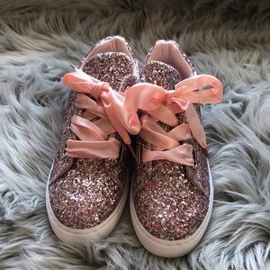 Size 7 Glitter Sneakers